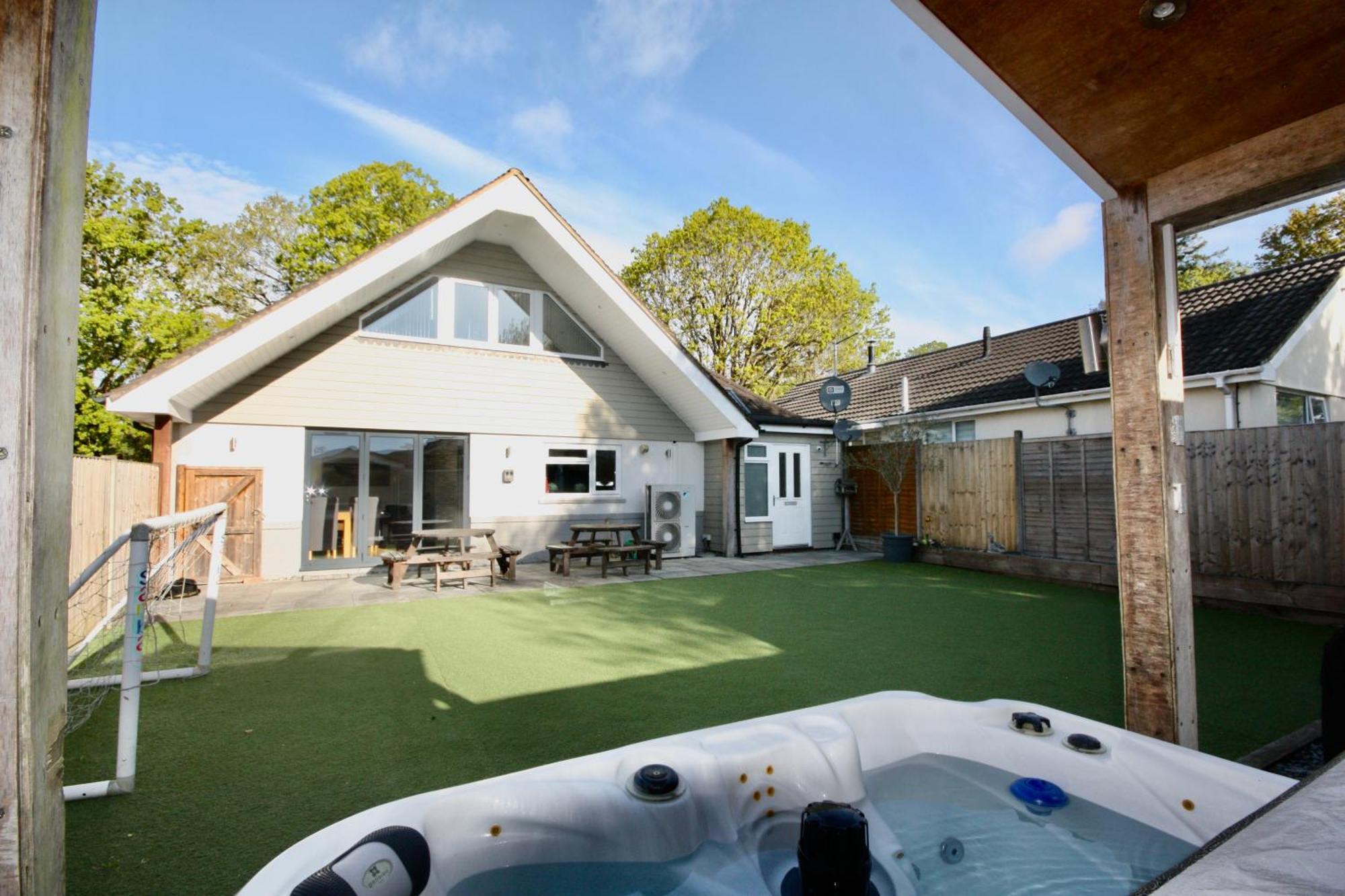 Four Corners Holiday Home Hot Tub & Sauna Ferndown Zewnętrze zdjęcie