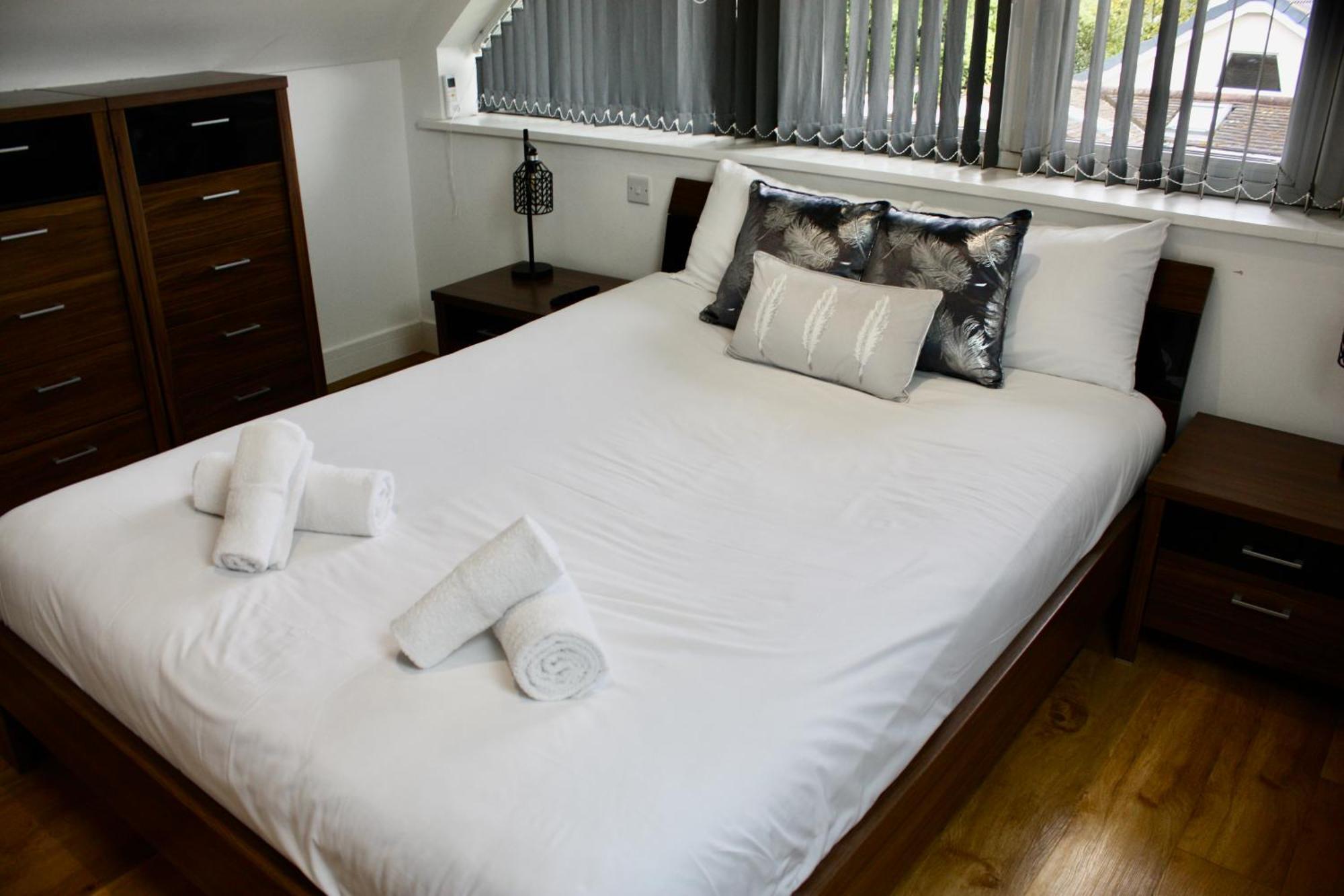 Four Corners Holiday Home Hot Tub & Sauna Ferndown Zewnętrze zdjęcie